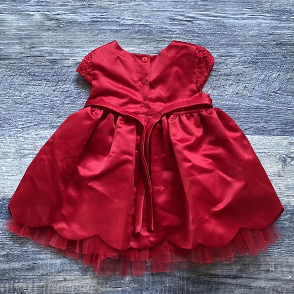 Sweet heart rose red dress 18months - Picture 3 of 3